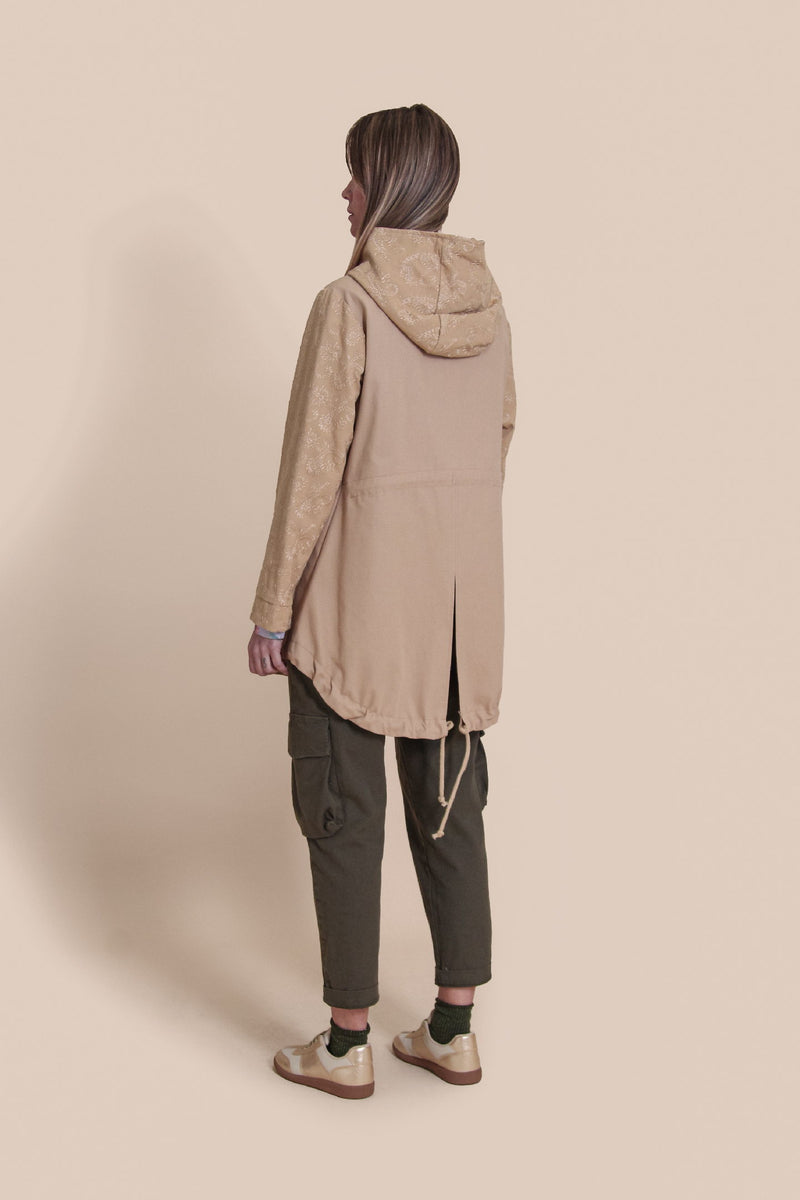 Le Streghe PARKA RICAMO Nuova