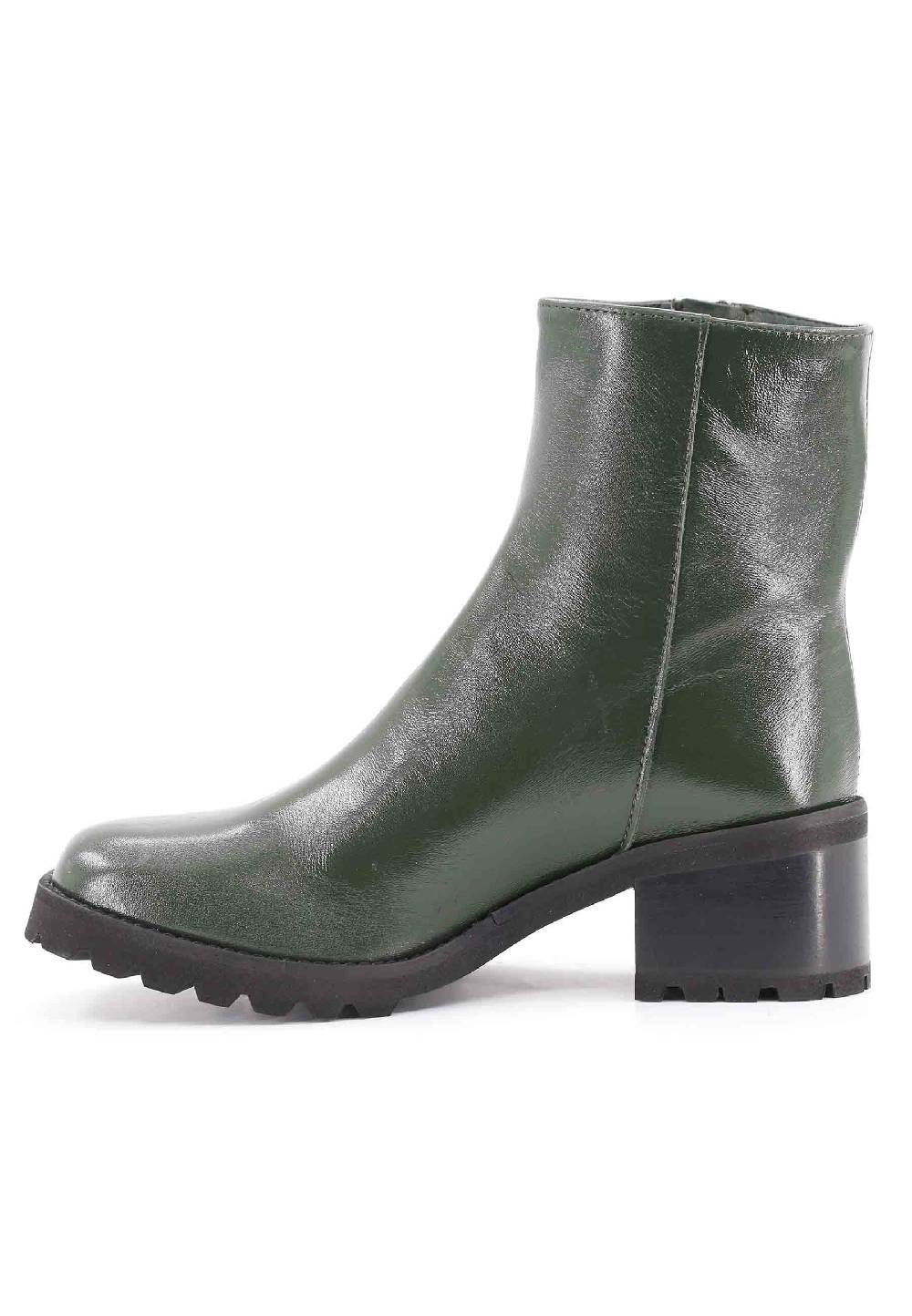 L'ARIANNA Stivaletti TR1665 in pelle verde con suola in gomma carrarmato Sconto