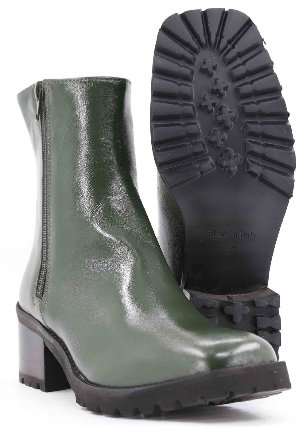 L'ARIANNA Stivaletti TR1665 in pelle verde con suola in gomma carrarmato Sconto