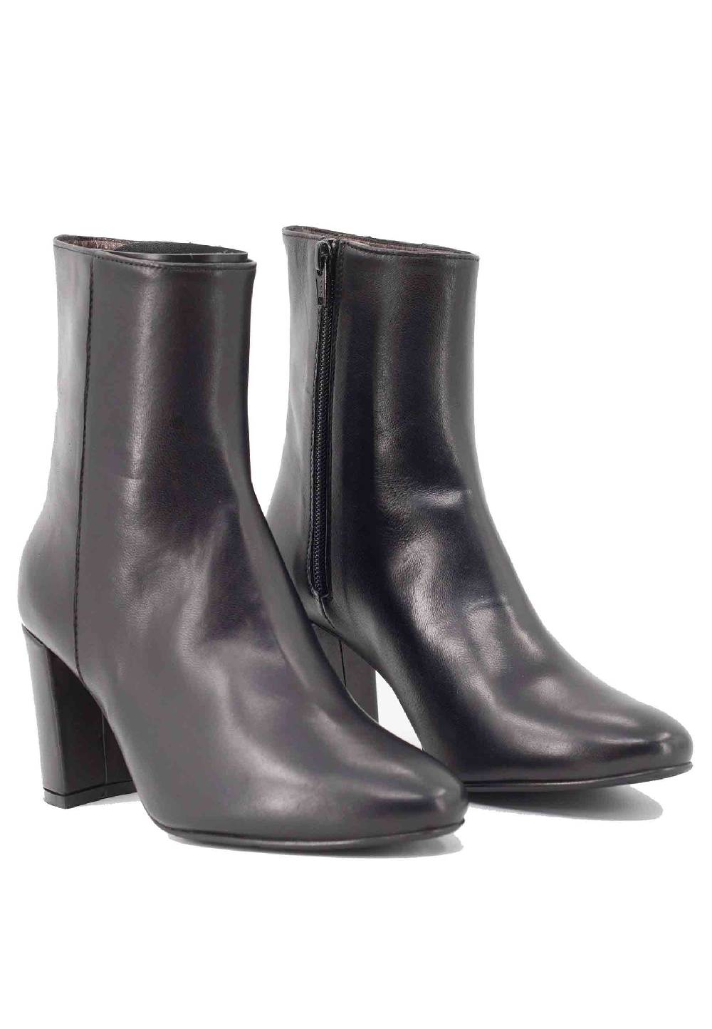 L'ARIANNA Stivaletti TR1692/G in pelle nera Saldi