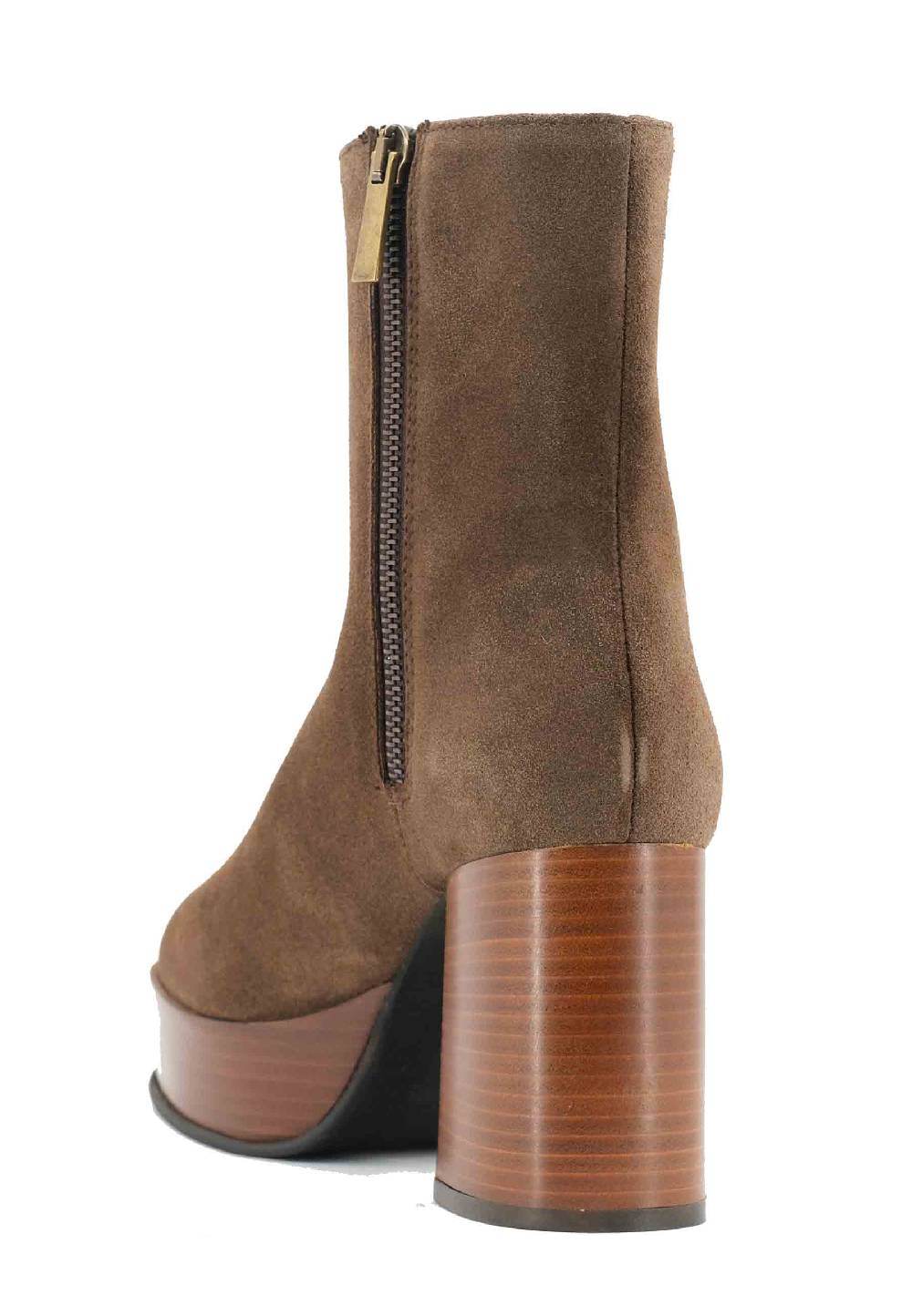 L'ARIANNA Stivaletti TR1556 in camsocio taupe con tacco alto e plateau con zip laterale di chiusura I Più Venduti