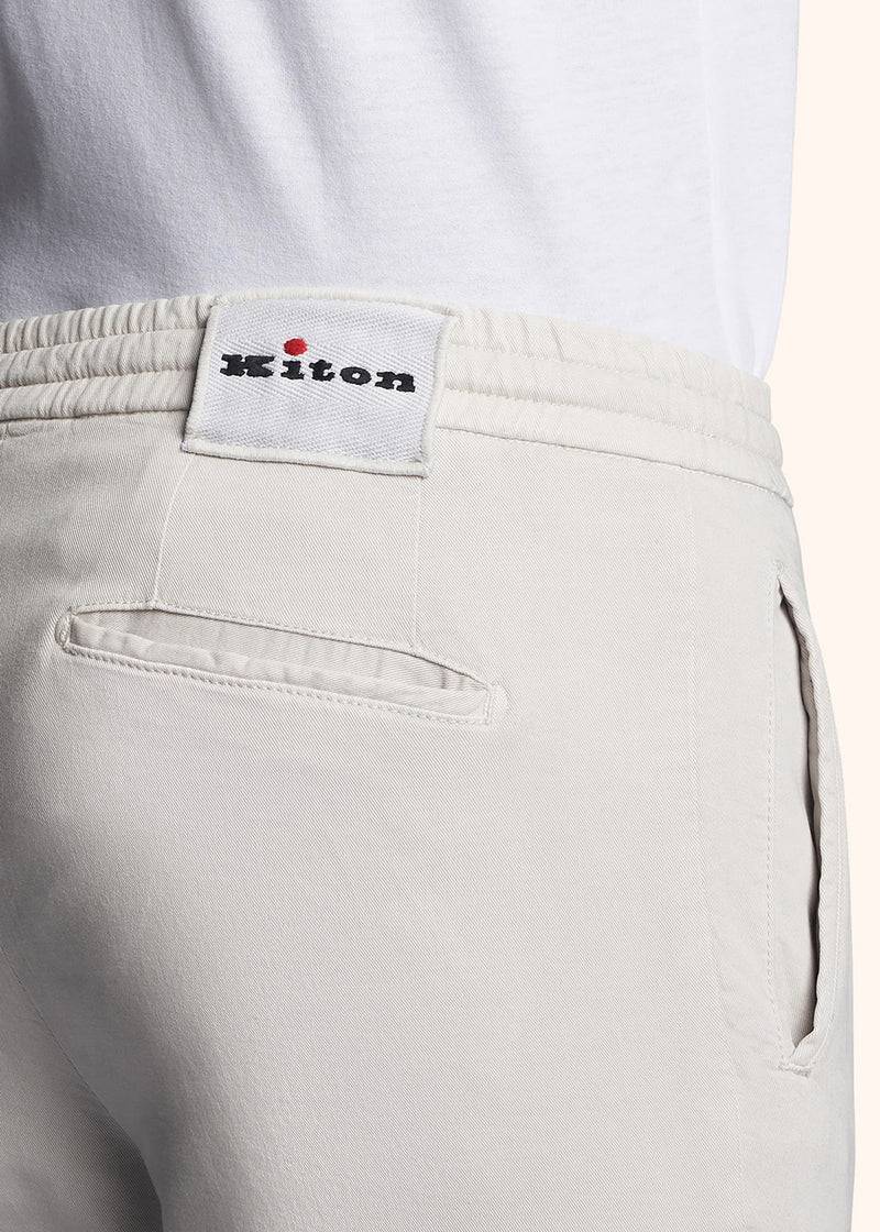 Kiton PANTALONI Lyocell UFP1LACJ0319A01 Acquista Ora
