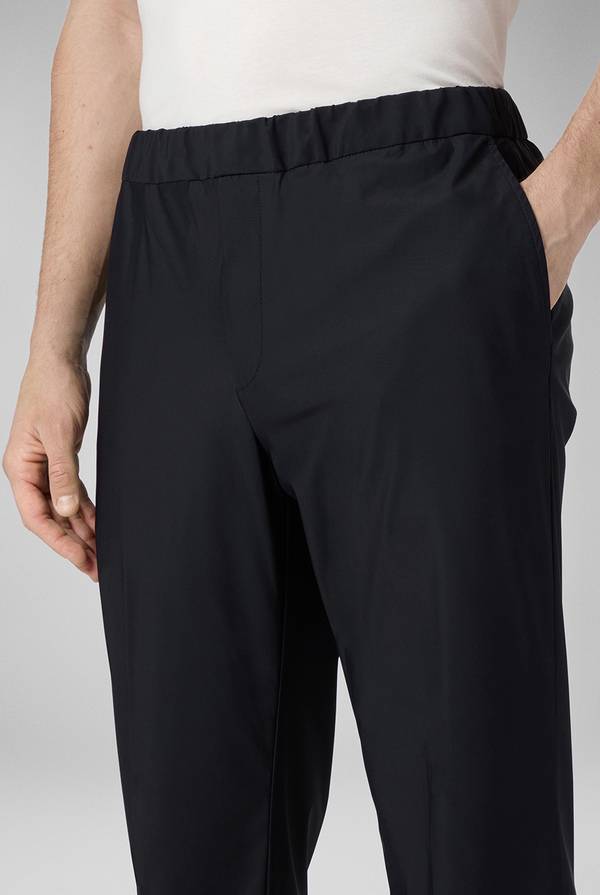 Lab. Pal Zileri Pantaloni leggeri in tessuto tecnico Negozio