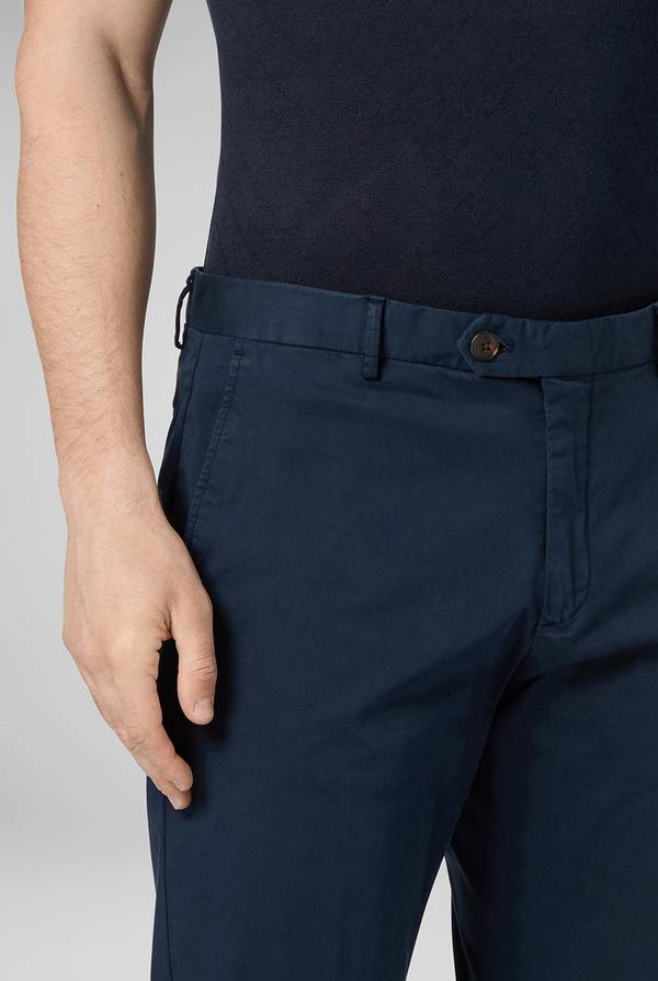 Lab. Pal Zileri Chino in cotone stretch tinto in capo Promozione