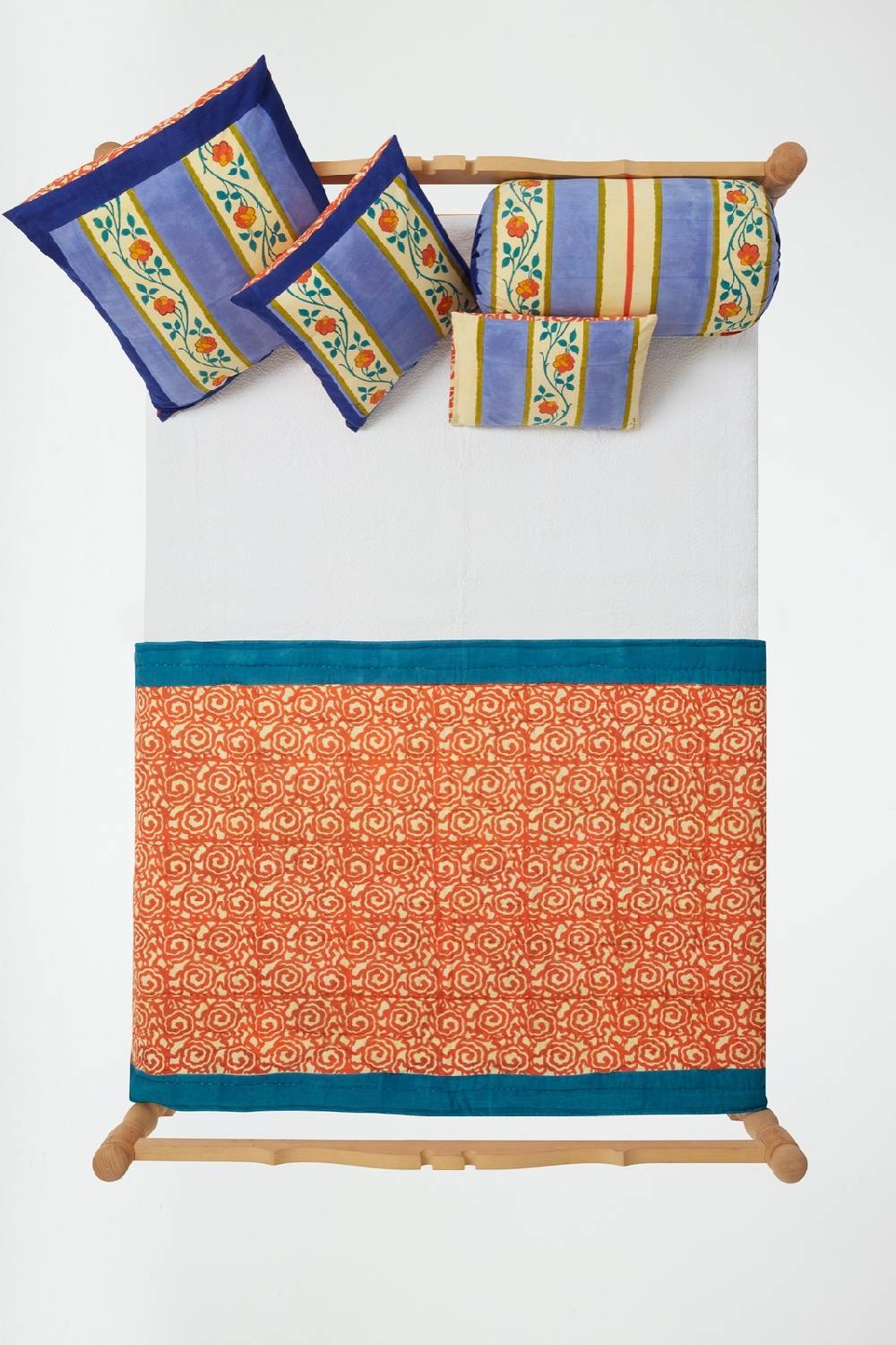 Lisa Corti trapunta reversibile 110x180cm varanasi stripes pervinch Convenienza