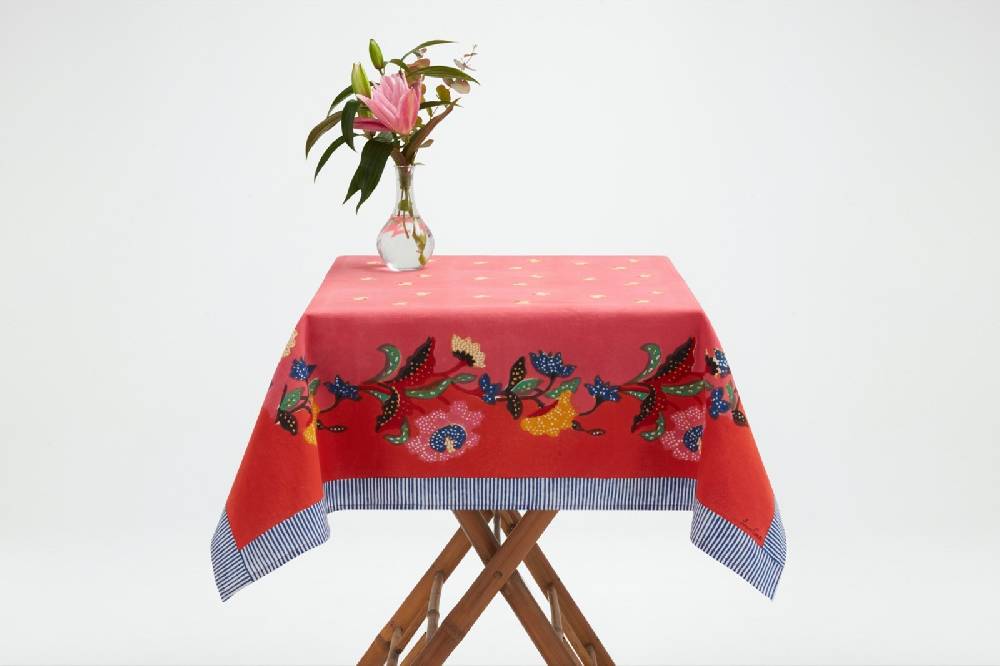 Lisa Corti telo cotone 110x110cm indonesian red rose Affare Del Giorno