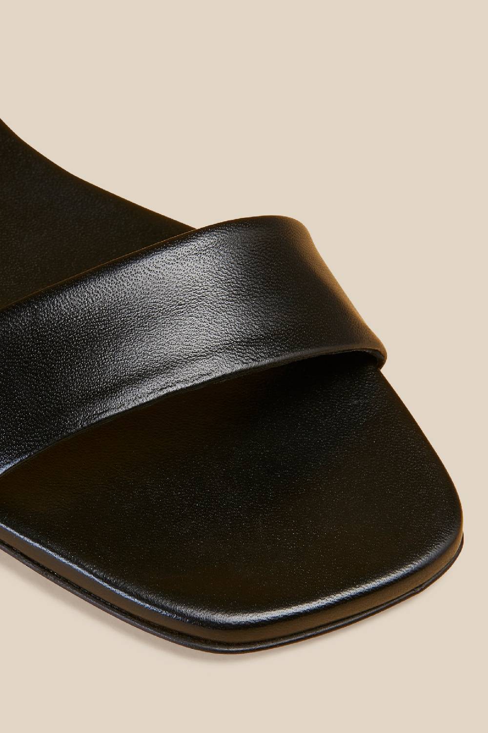 Liviana Conti MULE FLAT CON FASCIA S4AA4SC60Y69-0.36 Soddisfazione Garantita