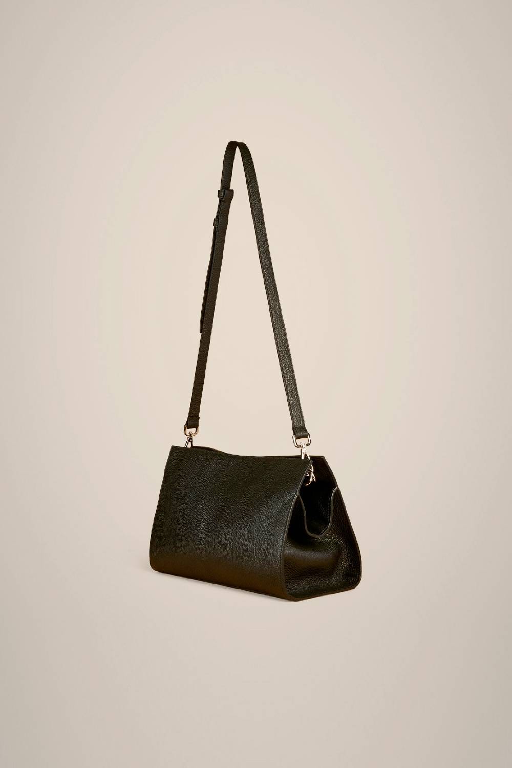 Liviana Conti CLUTCH DOPPIA MANIGL S4AA4SA01Y69-0.NR Soddisfazione Garantita
