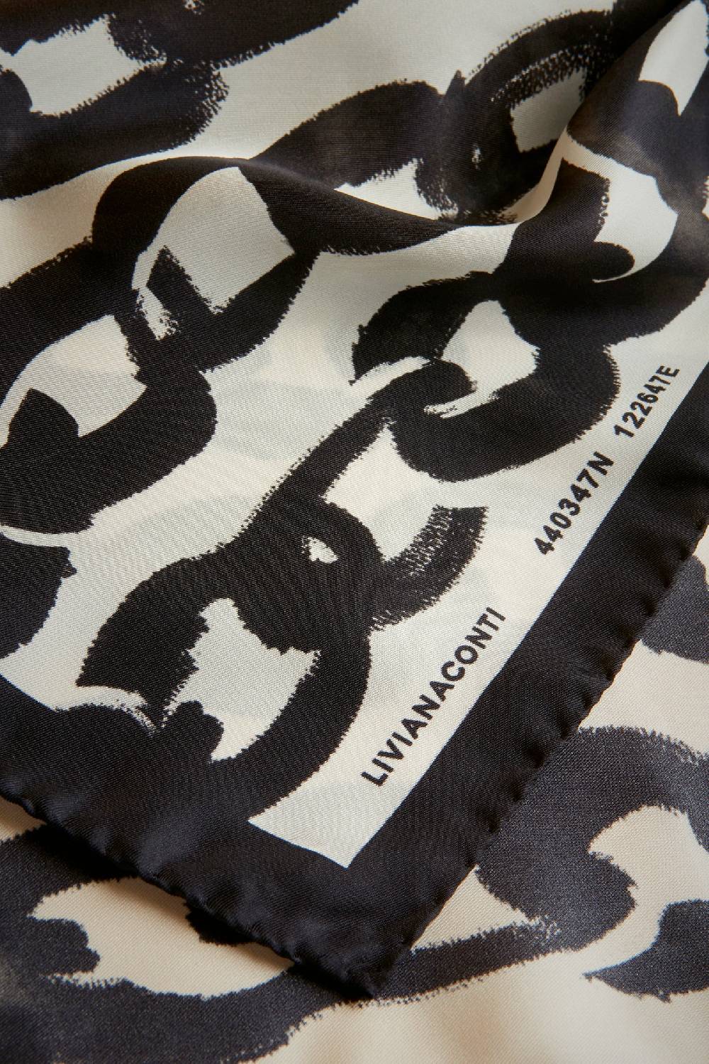 Liviana Conti FOULARD STAMPA CATEN S4AA4SF12CAT-5.NR Sottocosto