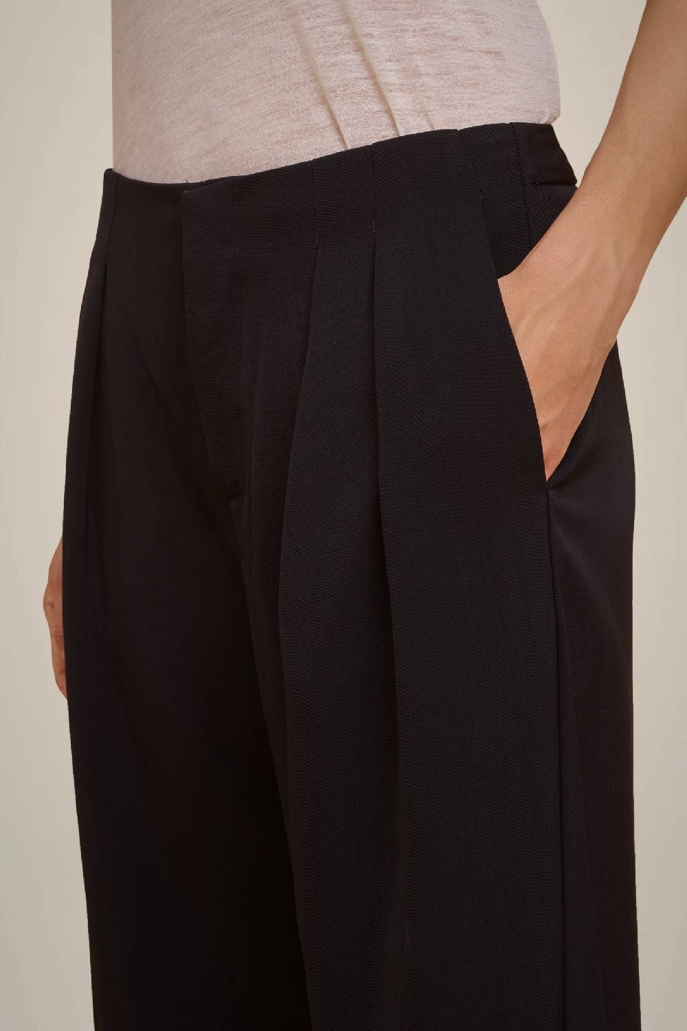 Liviana Conti PANTALONE PIEGHE W4FF4WQ25Y69-0.38 Hotsell