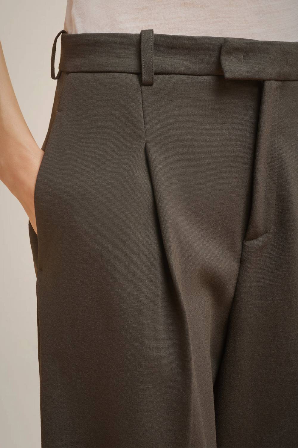 Liviana Conti PANTALONE IN PUNTO MILANO W4FF4WI48S89-0.38 2025