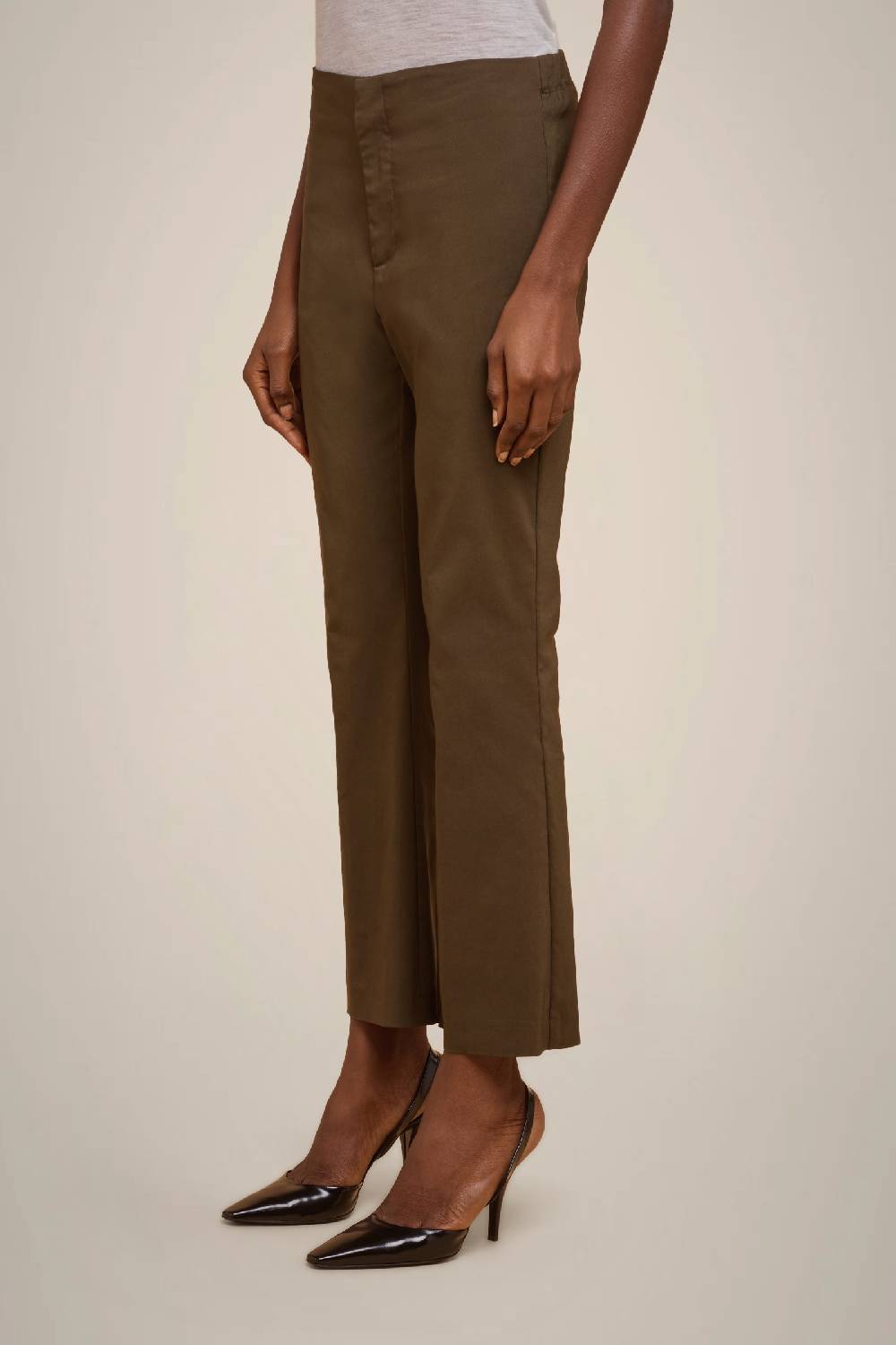 Liviana Conti PANTALONE SVASATO W4FF4WR24T03-1.38 Soddisfazione Garantita