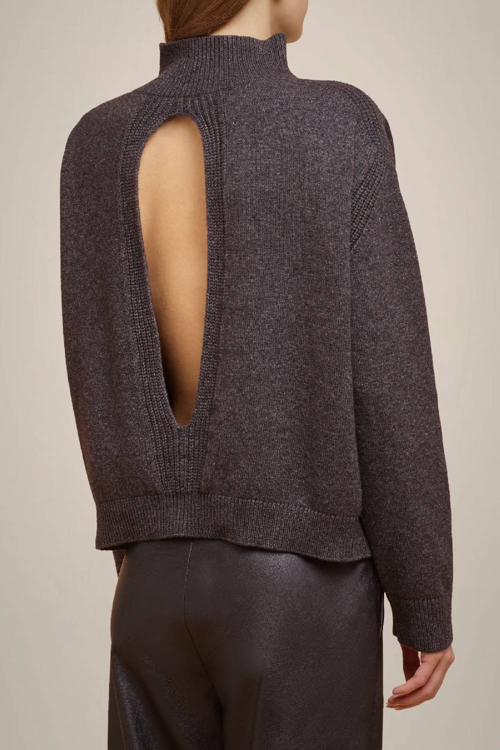 Liviana Conti MAGLIA CUT-OUT W4FF4WC19Y49-0.S Vendita Calda