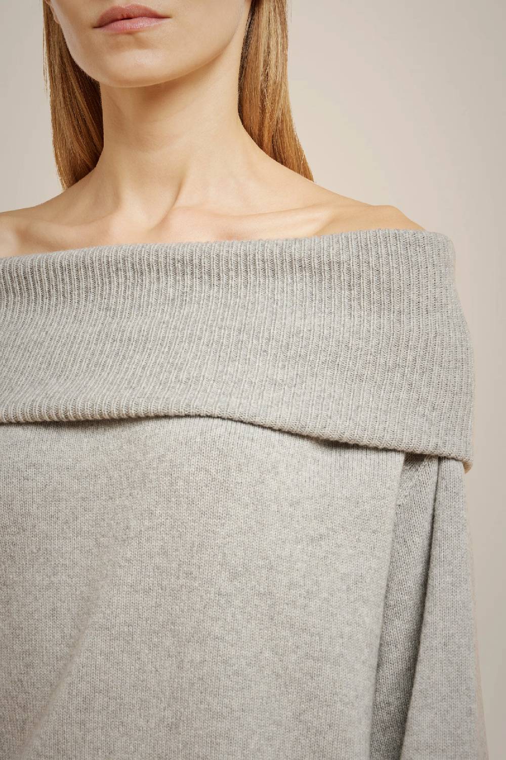 Liviana Conti MAGLIA SPALLA SCOPERTE IN CASHMERE RICICLATO W4LL4WC12X47-0.XS Sottocosto