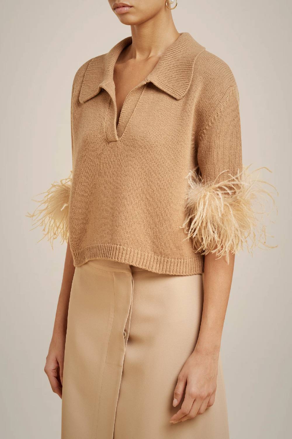 Liviana Conti MAGLIA CON PIUME IN CASHMERE RICICLATO W4LL4WC48T50-1.XS Black Friday Prezzi