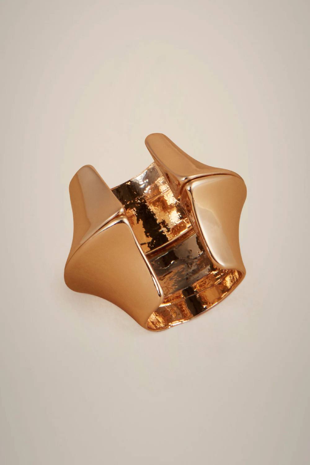 Liviana Conti EARCUFF SATURNO W4AA4WJ06Z03-0.NR Affare Del Giorno
