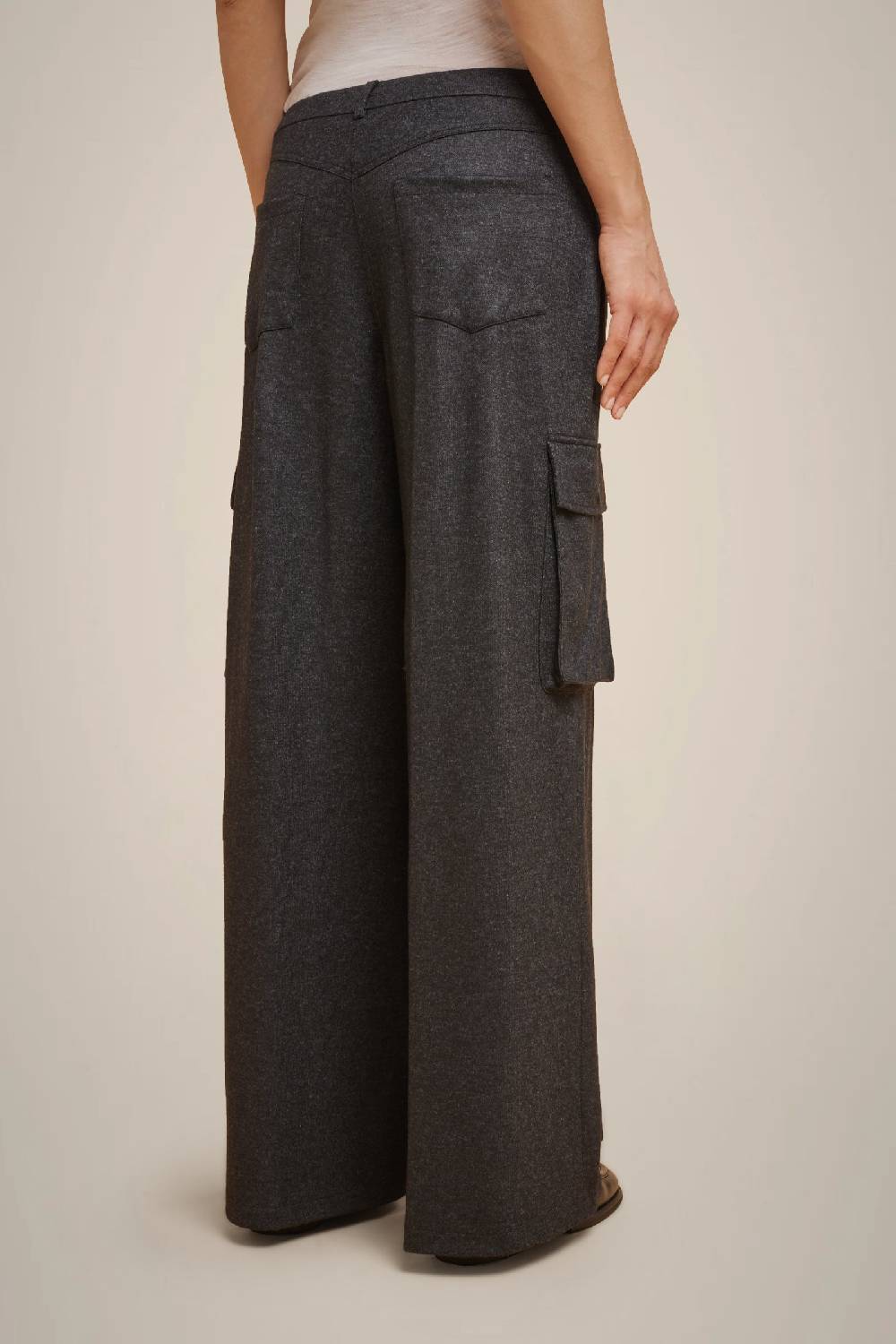 Liviana Conti PANTALONE CARGO IN PANNO CASHMERE W4FF4WN36Y49-0.38 Limitato a 3 giorni