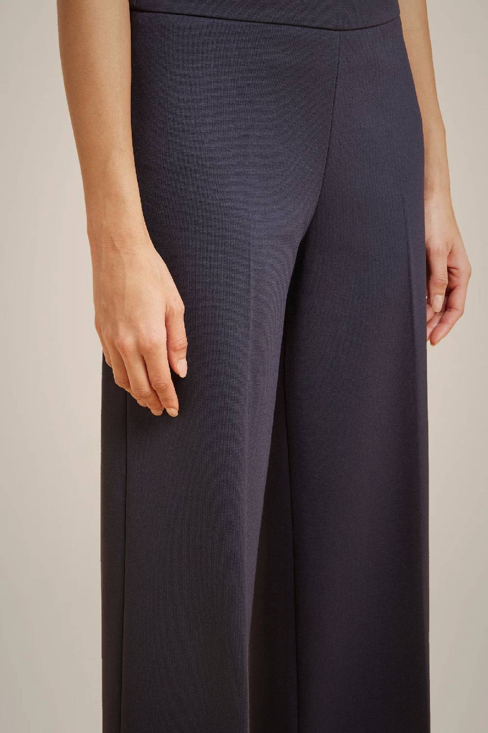 Liviana Conti PANTALONE CROP SVASATO W4LL4WI53N08-0.38 Sottocosto