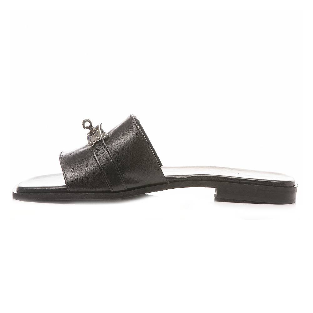 Saint Tropez Q01 2025