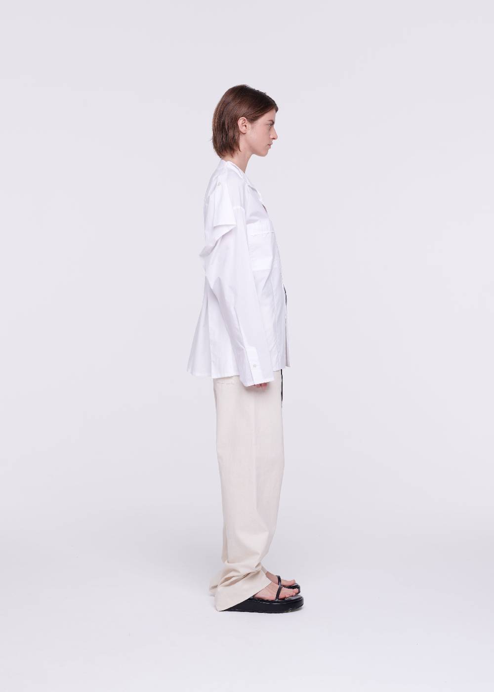 Plan C CAMICIA BIANCA CON STRUTTURA QUADRATA Promozione