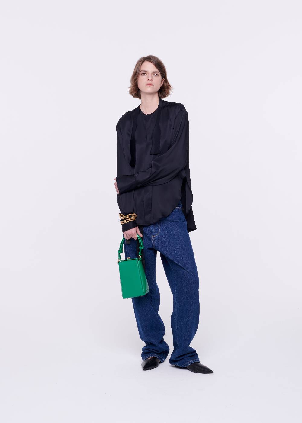 Plan C CAMICIA NERA IN RASO CON PAPILLON 2025