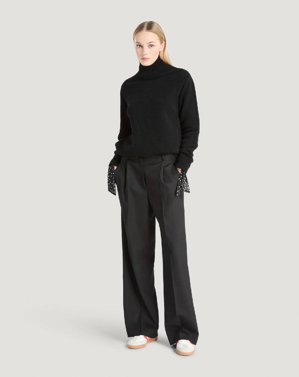 Pt Torino Pantaloni Isabel in lana stretch Sottocosto