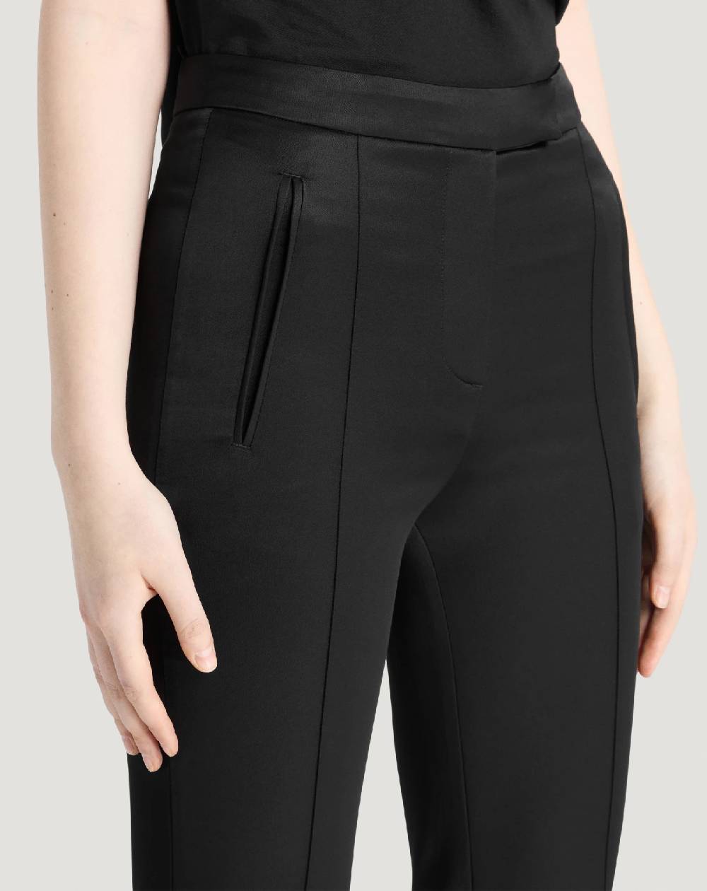 Pt Torino Pantaloni Frida in satin fluido Economico