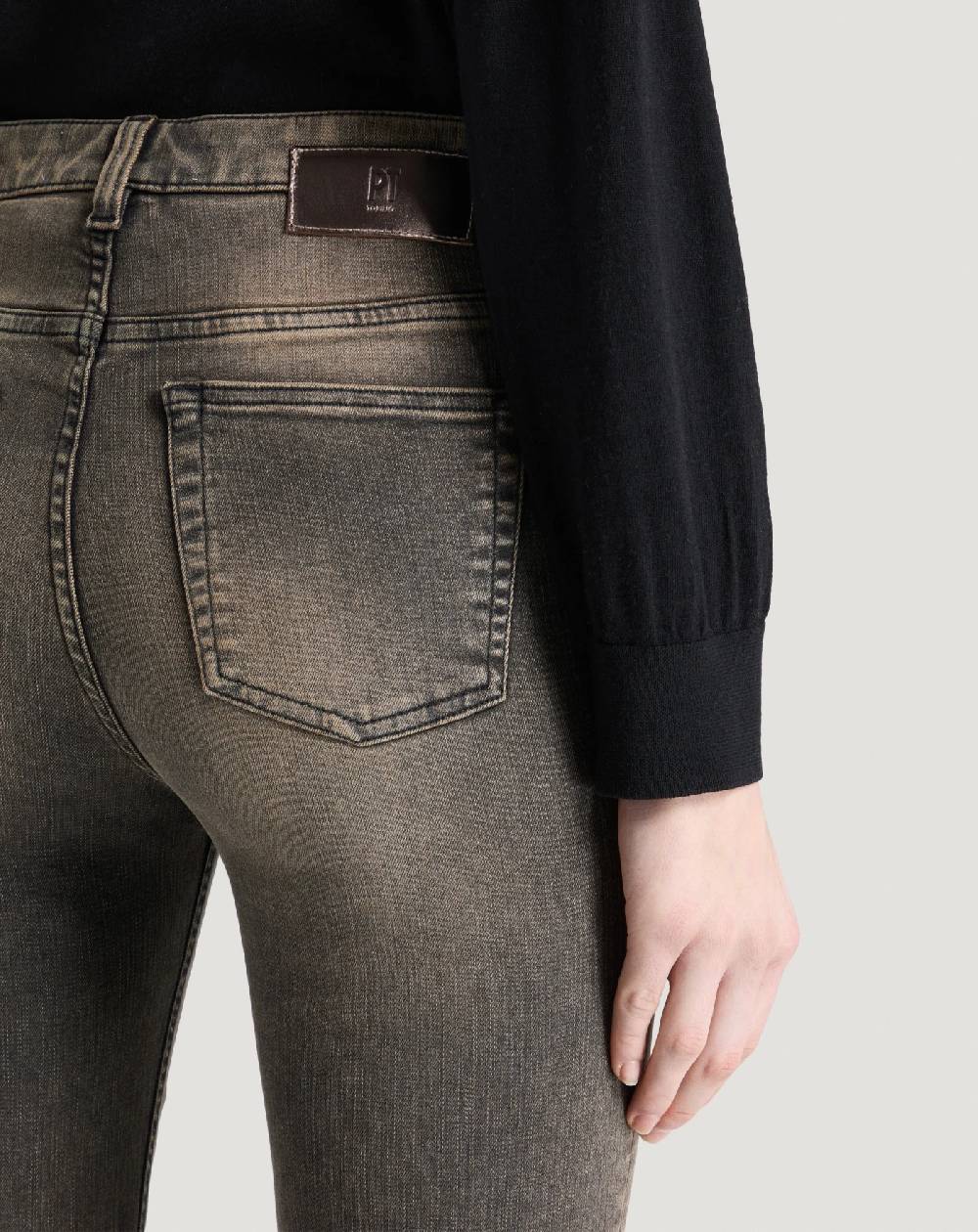 Pt Torino Jeans Kim in black denim stretch Fino al 50% di sconto