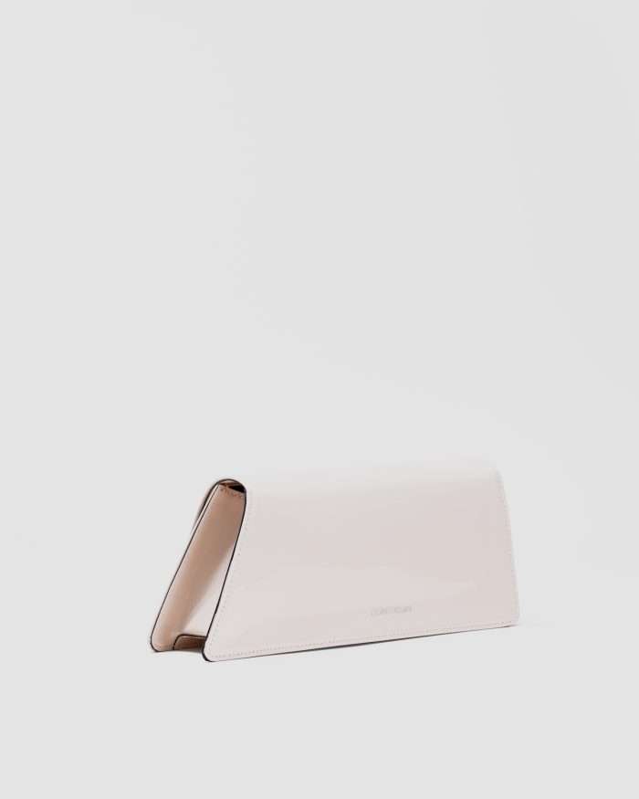 ﻿LUCIANO PADOVAN Borsa Kim pochette in pelle verniciata nude Borse pochette eleganti - Luciano Padovan Shop Online 2025
