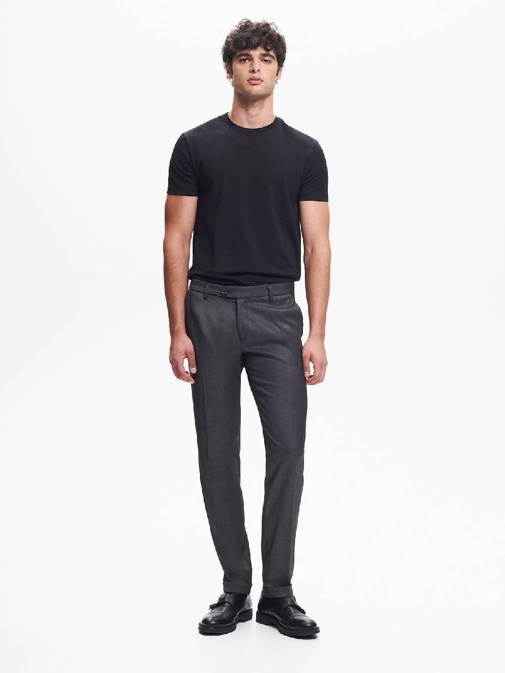 Rinascimento T-shirt Girocollo Uomo Nero QB24 Sottocosto