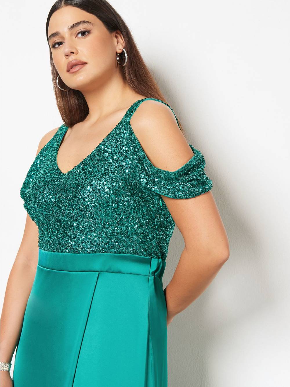 Rinascimento Abito Lungo Curvy Paillettes & Raso Negozio
