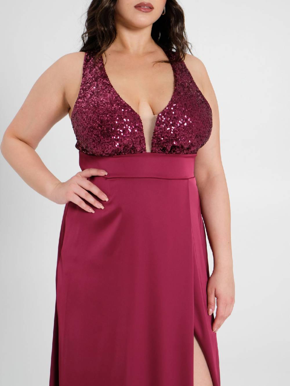 Rinascimento Abito Curvy Paillettes e Raso 2025
