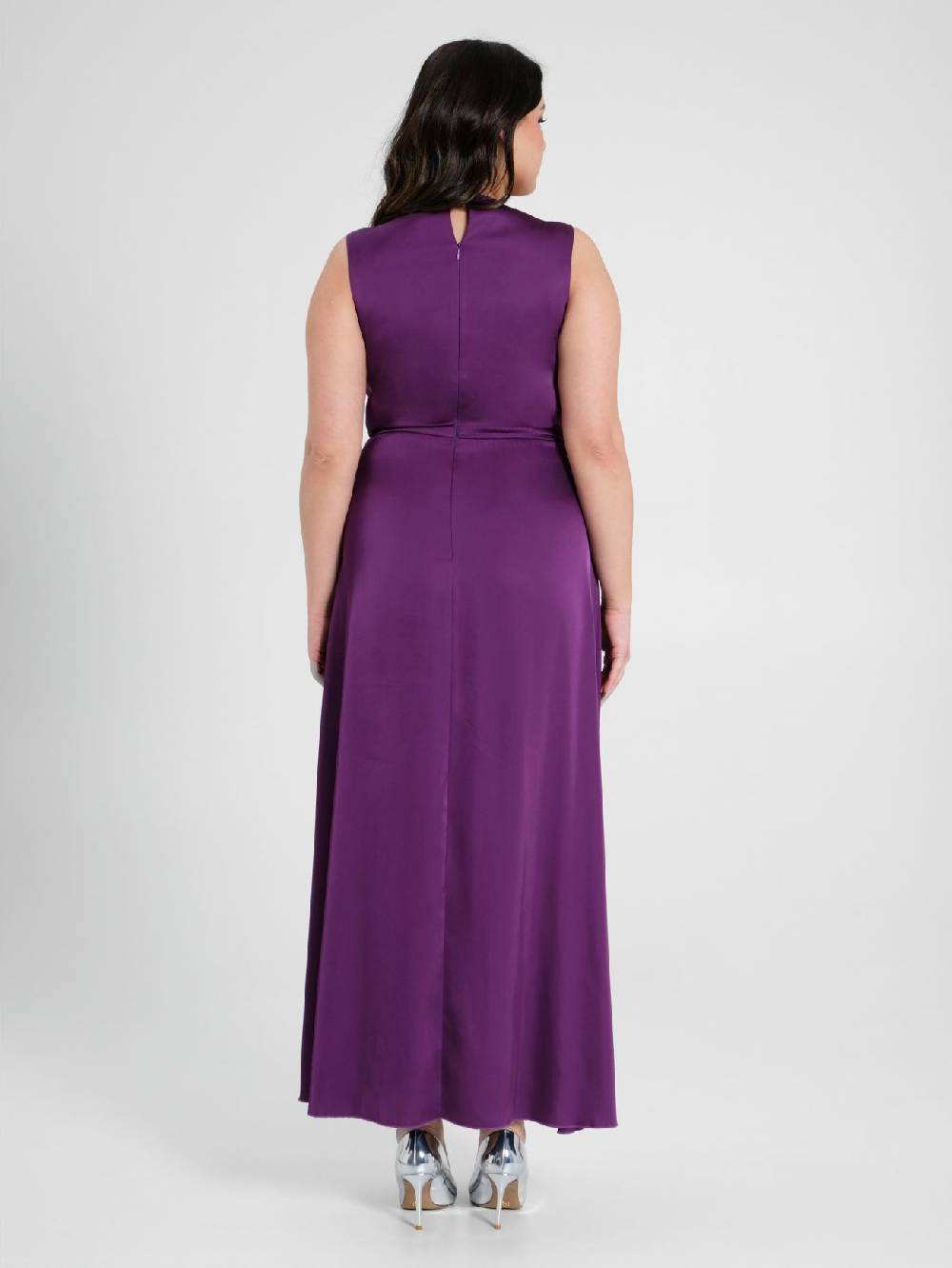 Rinascimento Abito Lungo Curvy Viola Melanzana Qualità