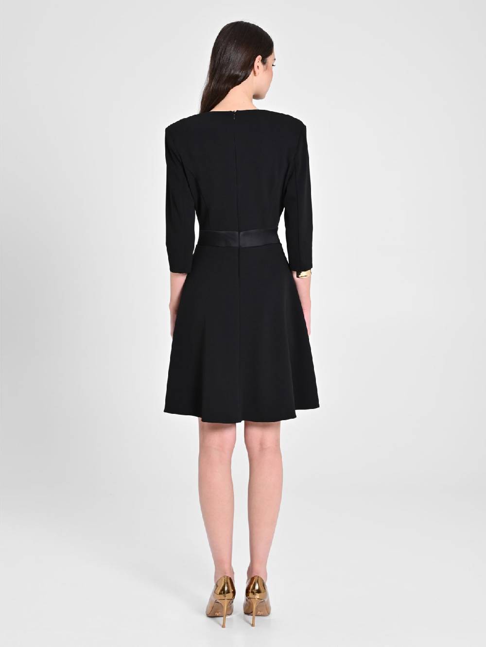 Rinascimento Abito a Ruota Nero Moda