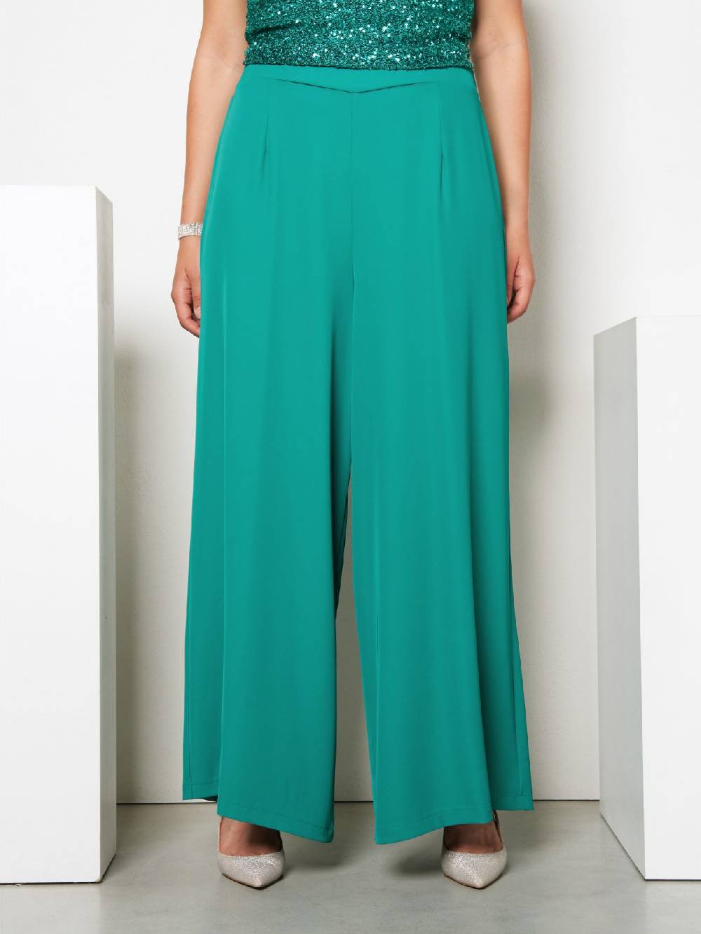 Rinascimento Pantaloni Palazzo Curvy Verde Giada Saldi