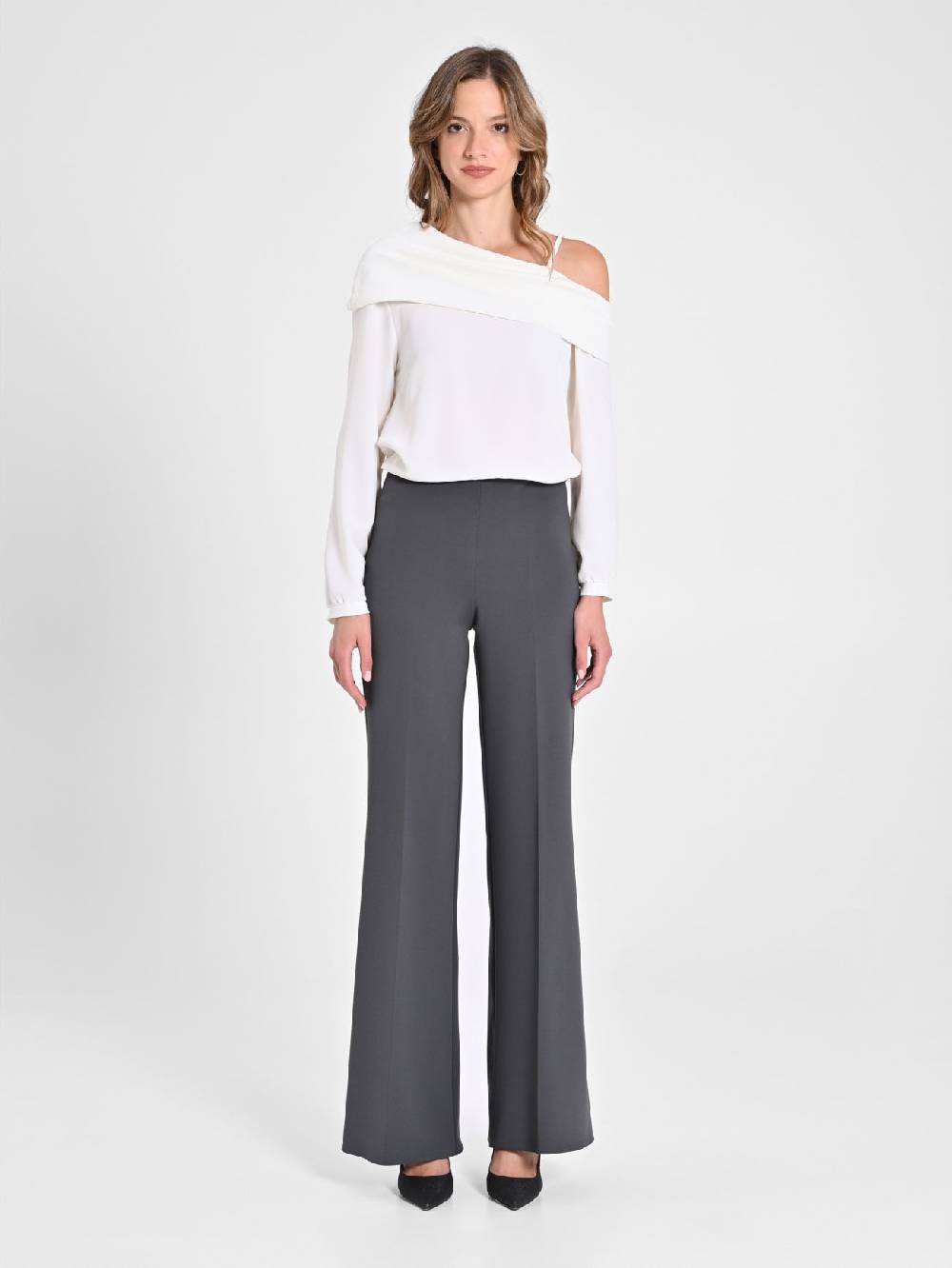 Rinascimento Pantaloni Palazzo in Scuba mano Crepe Grigio Hotsell