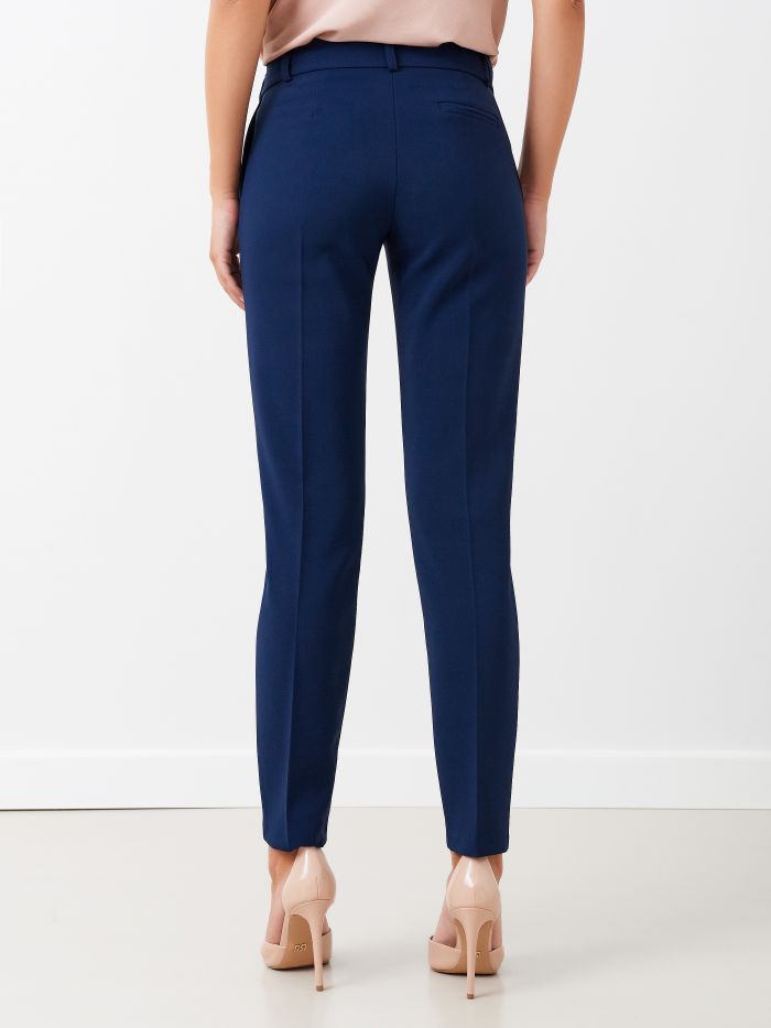 Rinascimento Pantaloni Slim in Tessuto Tecnico Fino al 55% di sconto