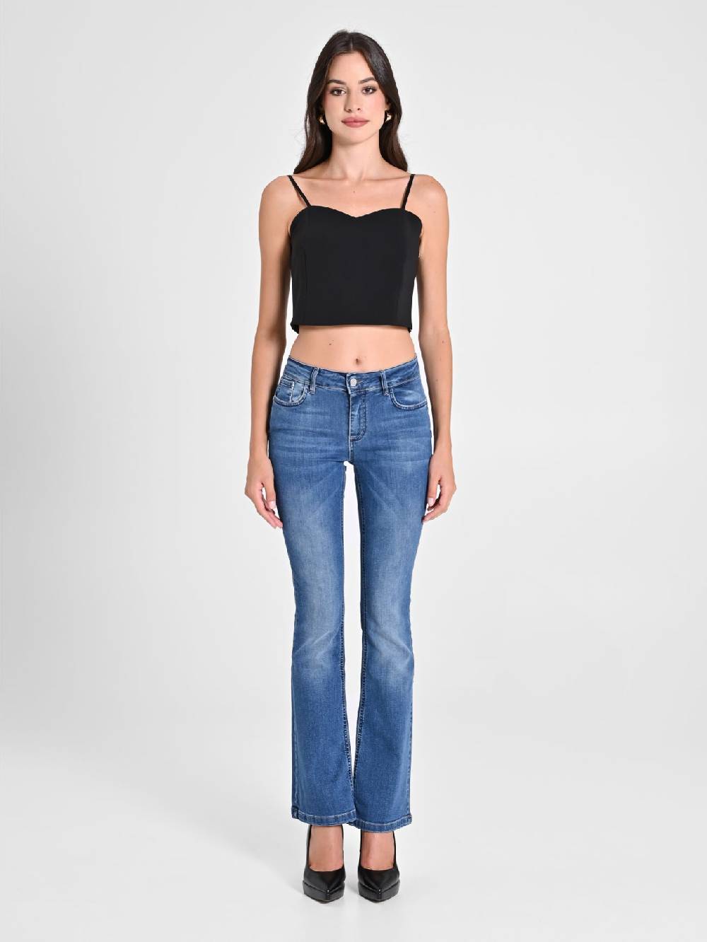 Rinascimento Crop Top Nero con Scollo a Cuore Qualità Garantita