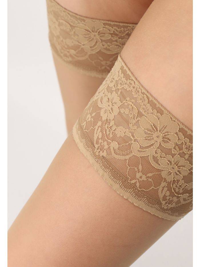 Rinascimento Autoreggente Velata Soiree 15 Denari Oroblù per Rinascimento Offerta speciale