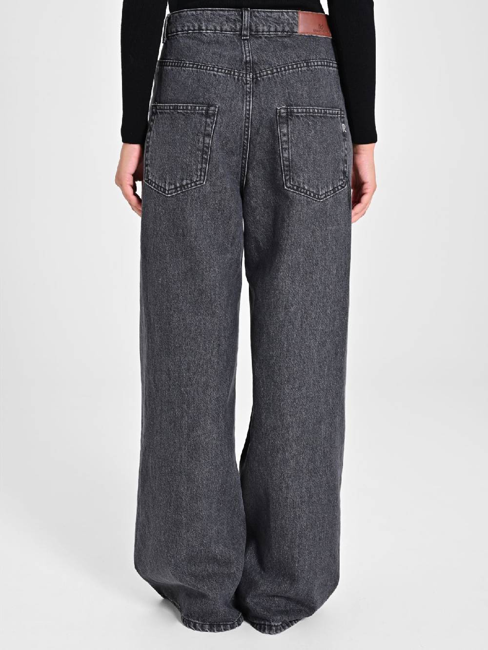 Rinascimento Jeans Palazzo Grigi Latest stili