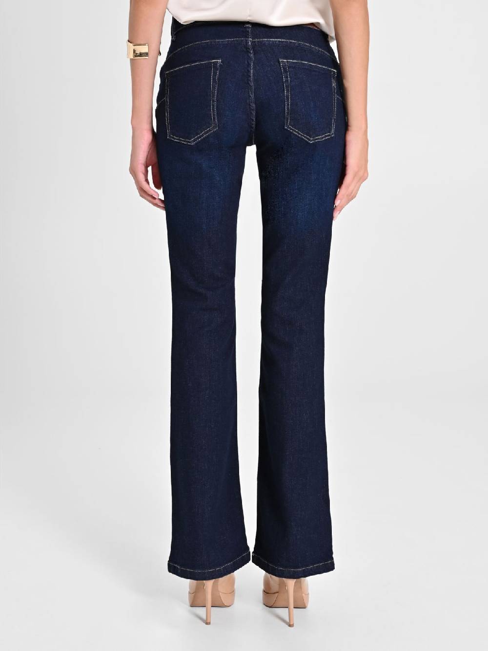 Rinascimento Jeans Flared Esporta salva