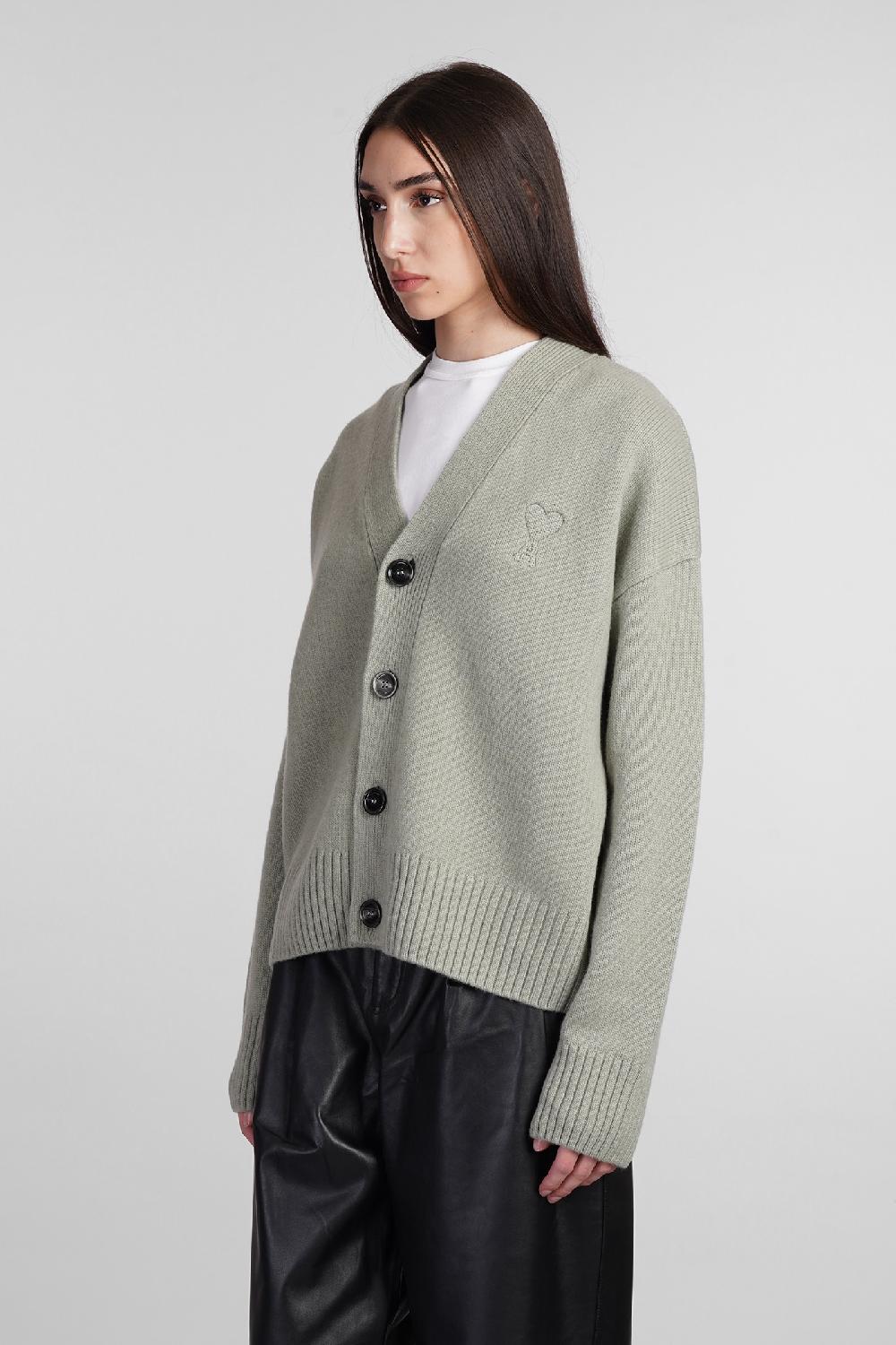 Deliberti Ami Paris Cardigan in lana verde cod. 406931 - Deliberti The Luxury Shopping Rilascio limitato