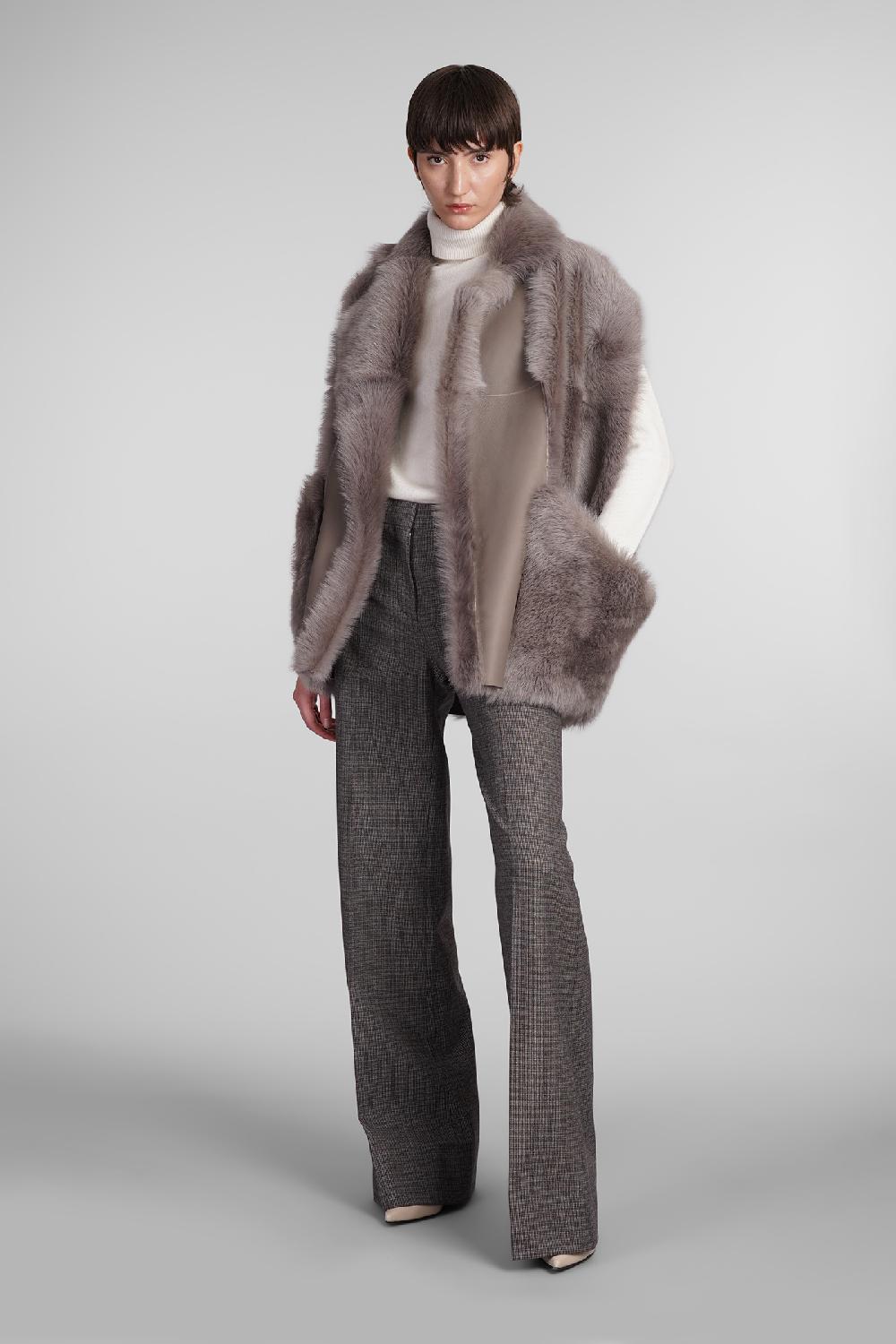 Deliberti Blancha Pelliccia in pelle taupe cod. 407903 - Deliberti The Luxury Shopping Vendite stagionali