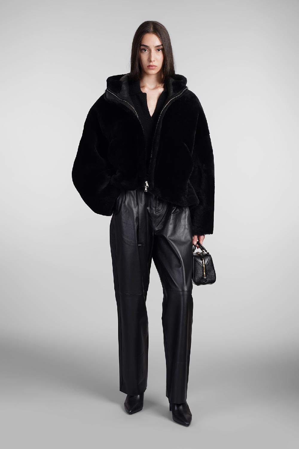 Deliberti Blancha Pelliccia in pelle nera cod. 407904 - Deliberti The Luxury Shopping Black Friday
