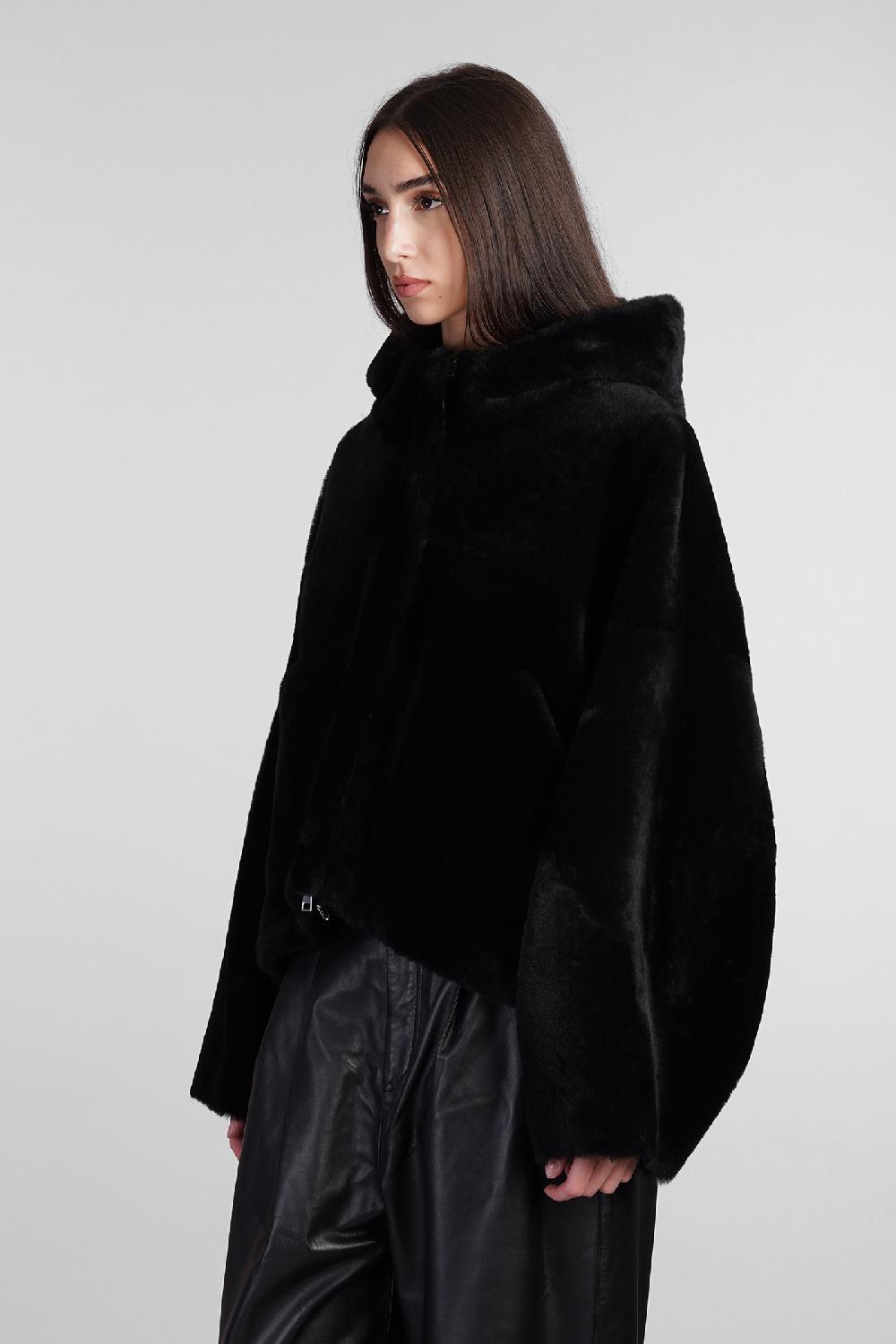 Deliberti Blancha Pelliccia in pelle nera cod. 407904 - Deliberti The Luxury Shopping Black Friday
