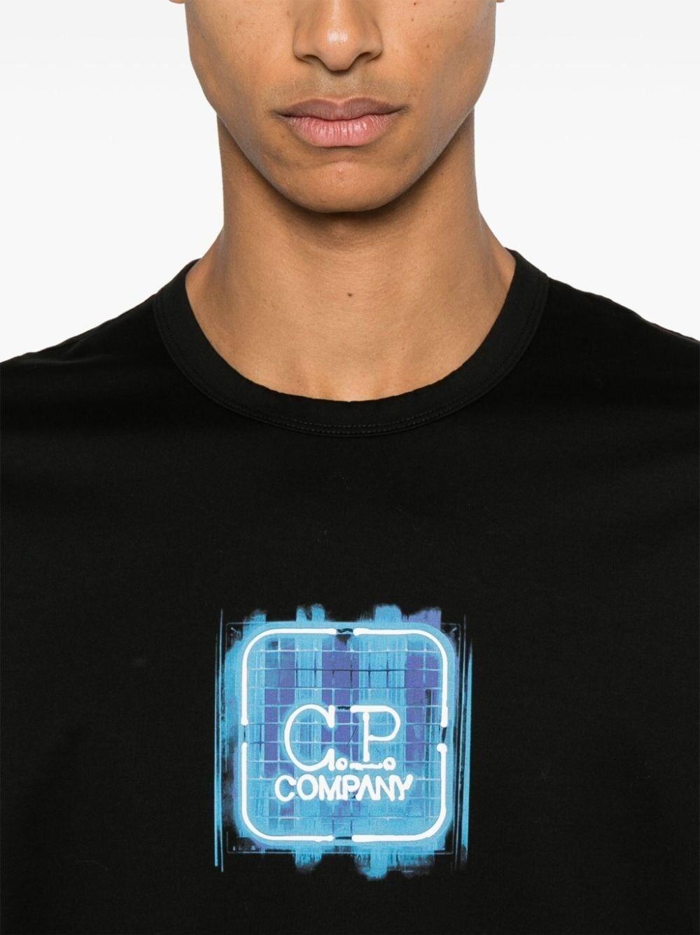 C.p. company `Metropolis Series` Embossed Logo Badge T-Shirt Vendita Economica