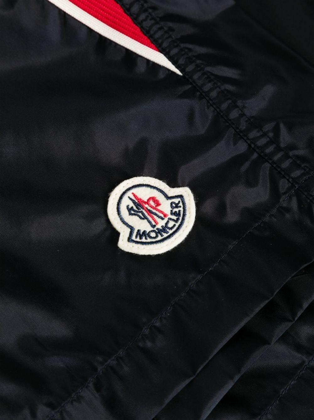 Moncler Swimwear Smaltimento dello stoccaggio