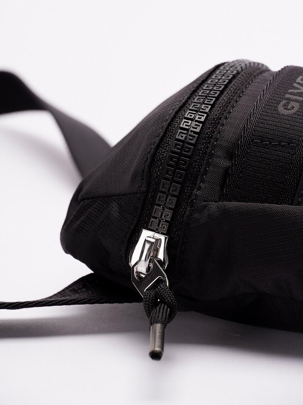 Givenchy `G-Trek` Phone Pouch Offerte speciali