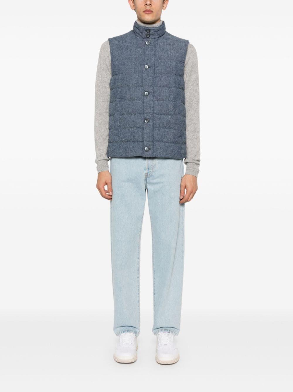 Herno Padded Vest Comprane uno, ottenene uno gratis
