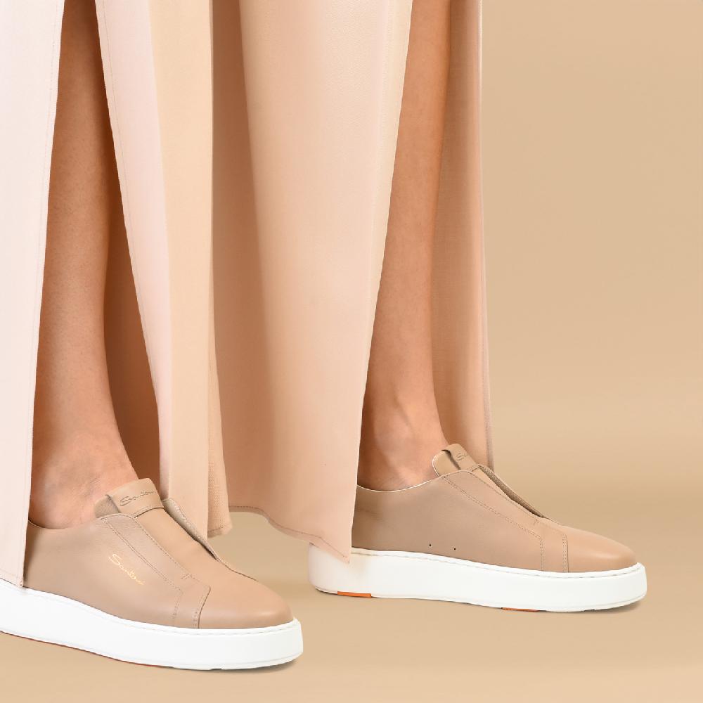 Santoni Sneaker slip-on da donna in pelle rosa Nuova
